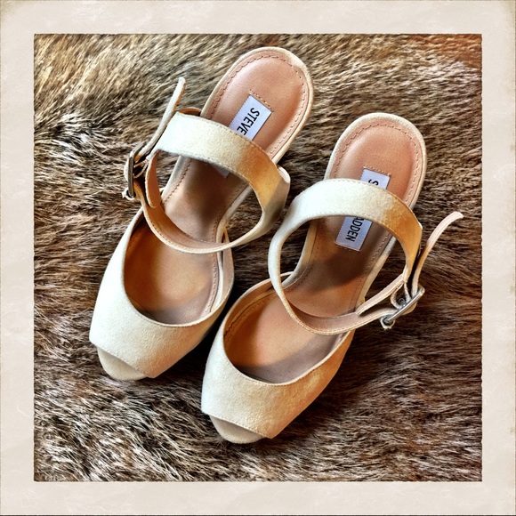 STEVE MADDEN | suede platform heels - Picture 3 of 8